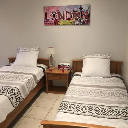 De La Nation 1 Apartment