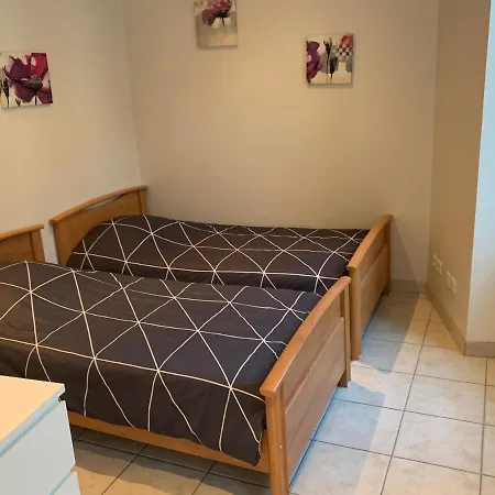 De La Nation 1 Apartment *